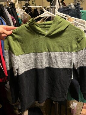 Boys hooded long sleeve